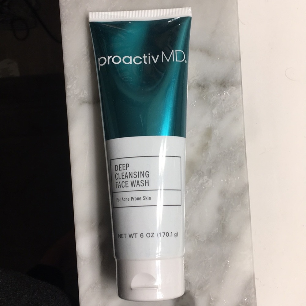 Deep Cleansing Face Wash